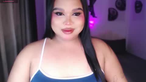 Snapshot of ellise_husson chatting on May 10, 2026, 5:18 pm Ellise online show from May 10, 2026, 5:18 pm