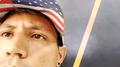 elloboperr0_18 online show from April 29, 2026, 4:55 pm