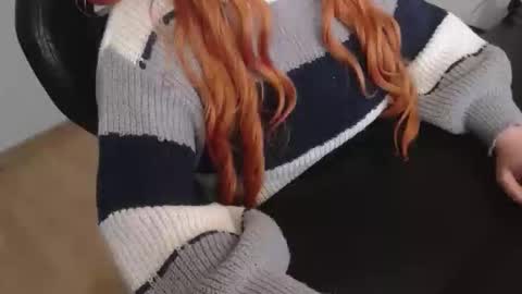 Elly online show from December 5, 2025, 2:58 pm