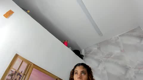 Snapshot of ellybloom chatting on May 7, 2026, 1:38 pm ellybloom online show from May 7, 2026, 1:38 pm