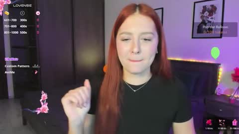 EllyPeach online show from November 13, 2025, 11:42 am