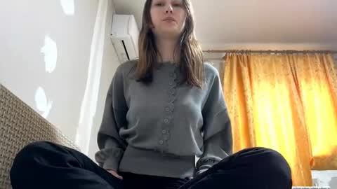 Sonya online show from April 23, 2026, 12:29 pm