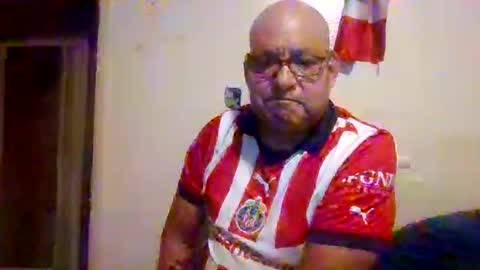 elmario24 online show from October 9, 2025, 7:17 am