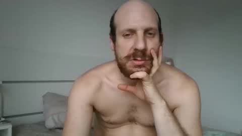 Mati Restrepo online show from April 15, 2026, 7:54 pm