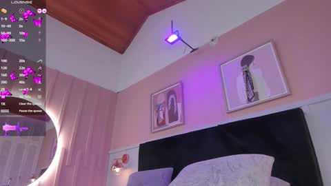 Elodie  online show from January 8, 2026, 3:03 pm