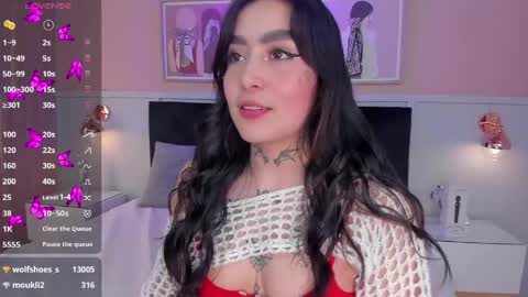 Elodie  online show from May 28, 2026, 12:24 pm