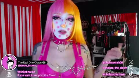 Snapshot of eloise_brown_ chatting on May 30, 2026, 8:17 pm Chelsea Please help me to reach 100 thumbs up online show from May 30, 2026, 8:17 pm