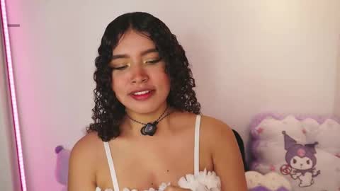 eloise_sweet online show from April 14, 2026, 1:06 pm