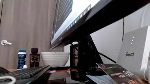 elosocazador online show from February 3, 2025, 11:42 am