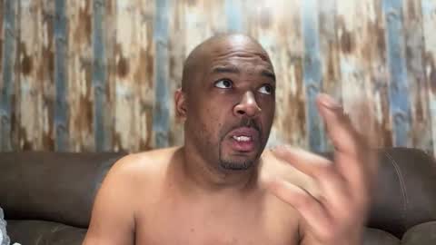 Els9 online show from December 4, 2025, 4:44 am