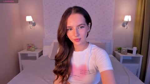elsa_carterr online show from March 8, 2025, 8:55 am