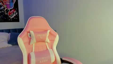 elsa_carterr online show from October 14, 2025, 8:37 am