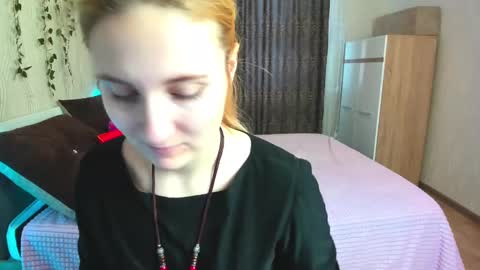 Elsa  online show from February 17, 2025, 2:42 am