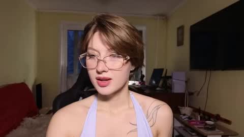 elsaangel online show from November 24, 2025, 1:49 am