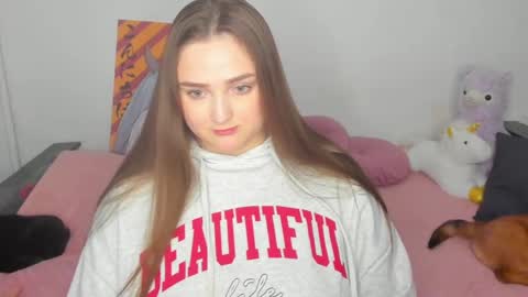 Elsa online show from January 4, 2025, 10:45 pm