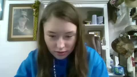 Elsie Rain online show from September 9, 2025, 5:07 am