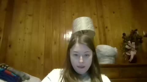 Elsie Rain online show from December 15, 2025, 12:04 am