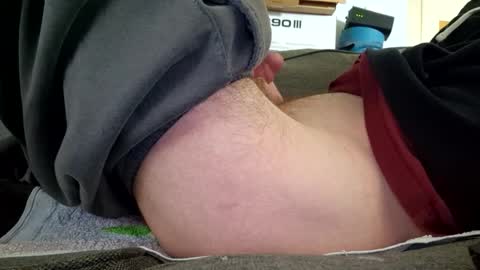 eltonyoo online show from February 18, 2025, 1:22 pm