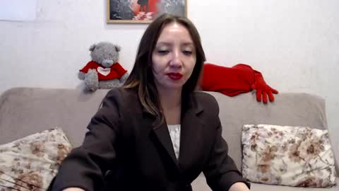 Snapshot of elvinasweet chatting on April 3, 2026, 5:49 am ElvinaSweet online show from April 3, 2026, 5:49 am