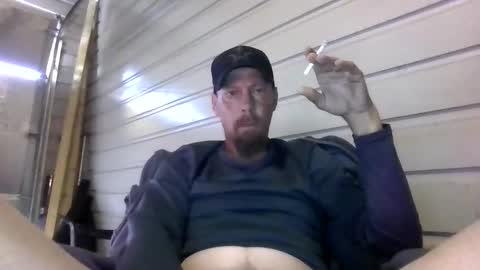 elwooood7 online show from April 24, 2026, 2:08 pm