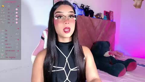 Snapshot of ely_w1 chatting on April 27, 2026, 11:19 am ely_w1 online show from April 27, 2026, 11:19 am