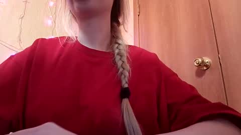 Elza Kom online show from December 11, 2024, 8:47 am