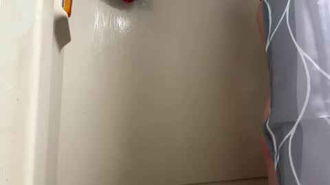 em3rald9090 online show from January 17, 2026, 9:36 am