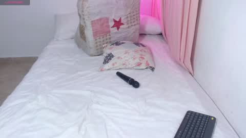 A N D R E A online show from February 4, 2025, 10:02 pm