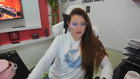 Estefany Martinez Acua INSTAGRAM ema 04oficial online show from January 10, 2025, 12:17 am