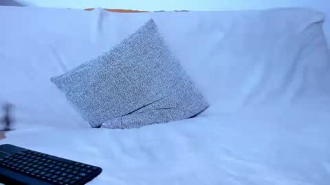 Snapshot of ema_a0 chatting on June 26, 2026, 1:10 am Ema online show from June 26, 2026, 1:10 am