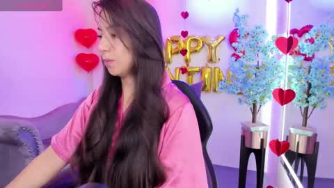 Ema louisx  online show from February 14, 2025, 12:14 pm