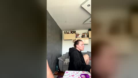 Snapshot of emanuel_berta chatting on April 25, 2026, 12:19 pm emanuel_berta online show from April 25, 2026, 12:19 pm
