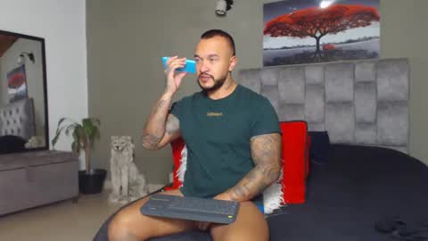 emanuelspencer online show from October 18, 2025, 2:47 am