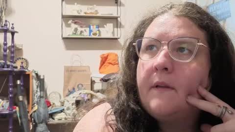 Snapshot of emberlynnix chatting on September 9, 2025, 4:45 am Emberlyn Nix online show from September 9, 2025, 4:45 am