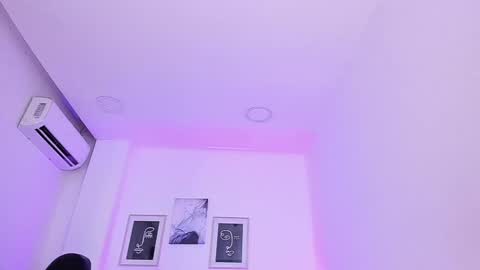 emelie_89 online show from January 23, 2025, 11:26 am