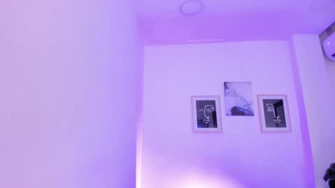 emelie_89 online show from February 1, 2025, 2:45 pm