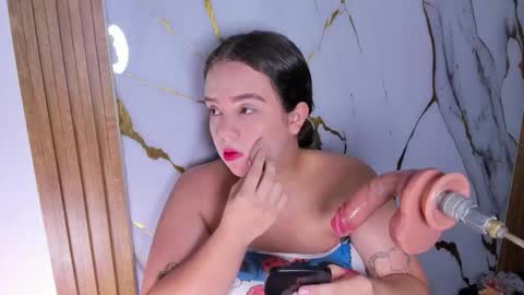 emely_pregnant online show from November 16, 2025, 1:44 am
