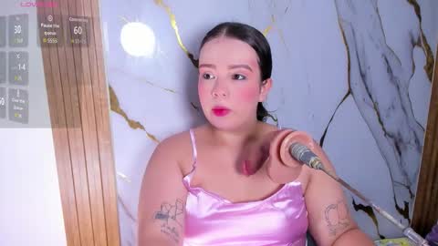 emely_pregnant online show from November 19, 2025, 10:10 pm