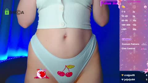 Emely online show from April 6, 2026, 4:46 am