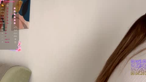 Snapshot of emeraldcotton chatting on November 24, 2025, 8:03 am Gily online show from November 24, 2025, 8:03 am