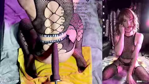 Emery Lune online show from November 12, 2025, 5:30 am