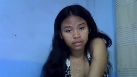 Snapshot of emiehottie chatting on June 10, 2026, 9:46 pm Ami online show from June 10, 2026, 9:46 pm