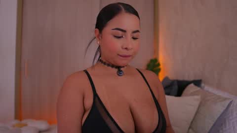    online show from September 10, 2025, 4:34 am