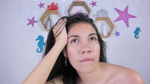 Emily  online show from March 6, 2025, 9:14 am