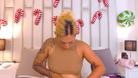 EMILY ROBERTS online show from December 18, 2025, 3:12 am