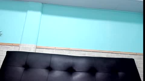 Emily online show from February 5, 2025, 11:44 am