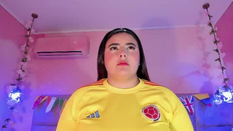 Snapshot of emiilygrace_ chatting on June 21, 2026, 11:35 am Emiily Grace online show from June 21, 2026, 11:35 am