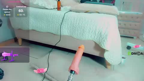 EmillySaenz online show from October 23, 2025, 12:59 pm