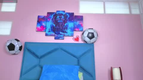 emiilysthone online show from June 23, 2026, 12:25 pm