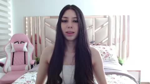 Snapshot of emilee_star chatting on July 23, 2026, 7:12 pm Emilee online show from July 23, 2026, 7:12 pm